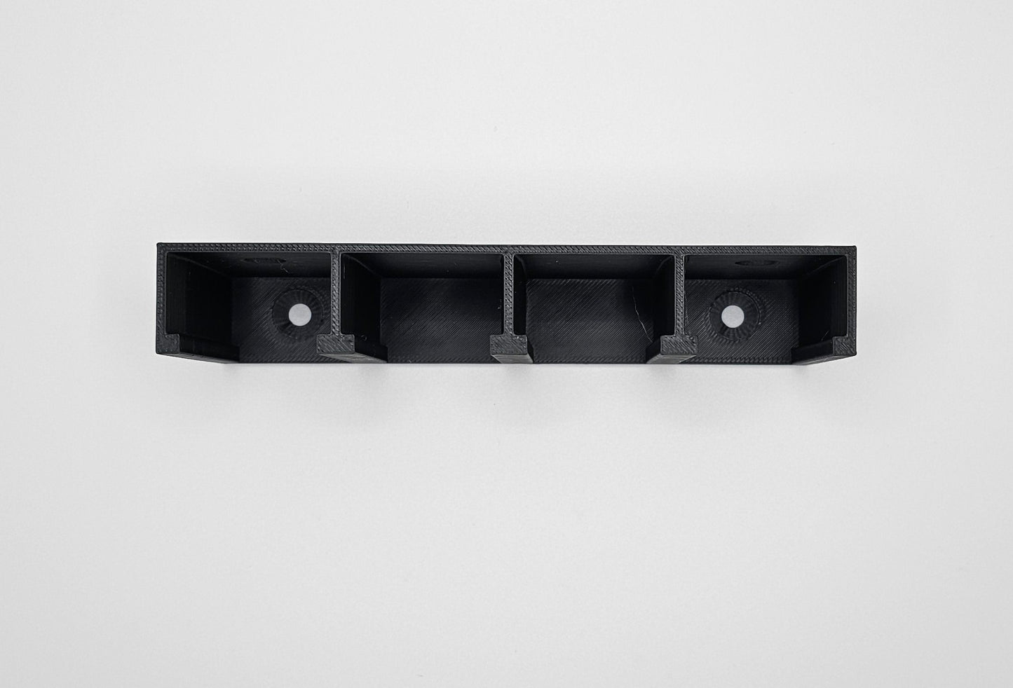 AKV magazine Hanger.