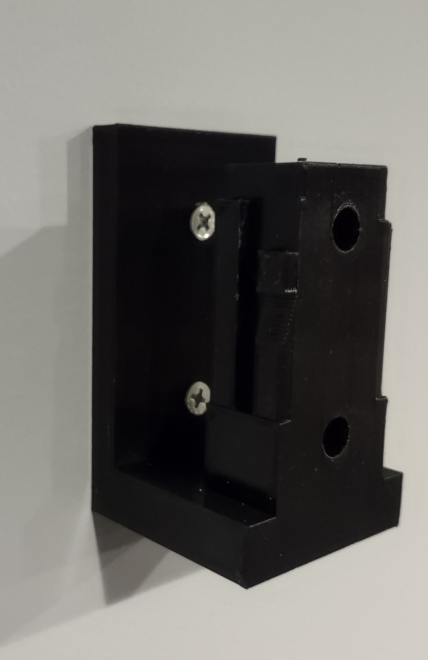 AKV Wallmount